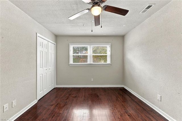 1733 Greenhouse RD, Virginia Beach, VA 23455