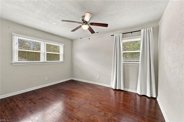 1733 Greenhouse RD, Virginia Beach, VA 23455