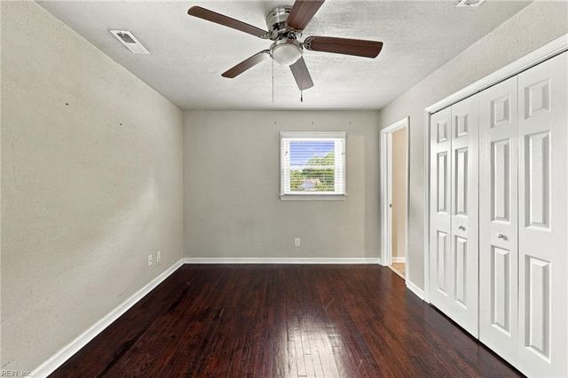 1733 Greenhouse RD, Virginia Beach, VA 23455