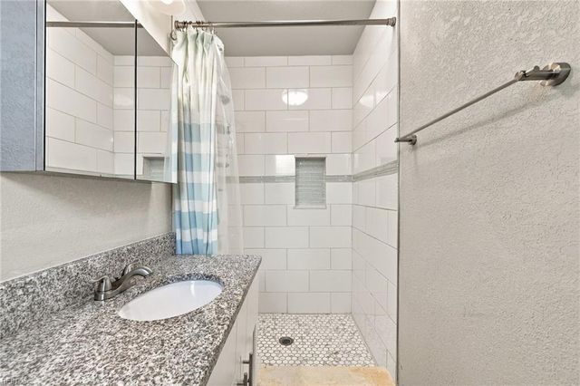 1733 Greenhouse RD, Virginia Beach, VA 23455