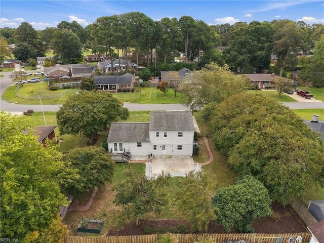 1733 Greenhouse RD, Virginia Beach, VA 23455