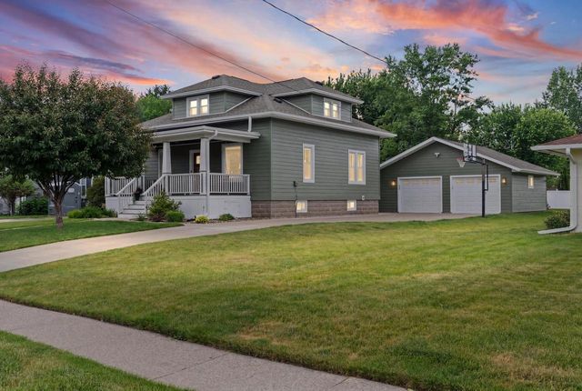 496 Leonard STREET N, West Salem, WI 54669