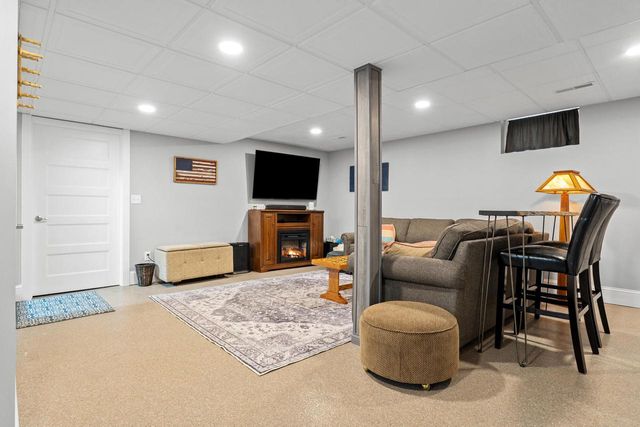 496 Leonard STREET N, West Salem, WI 54669
