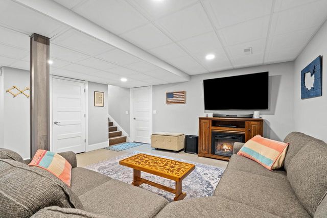 496 Leonard STREET N, West Salem, WI 54669