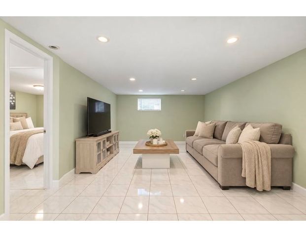 7800 GRAND AVE, North Bergen, NJ 07047