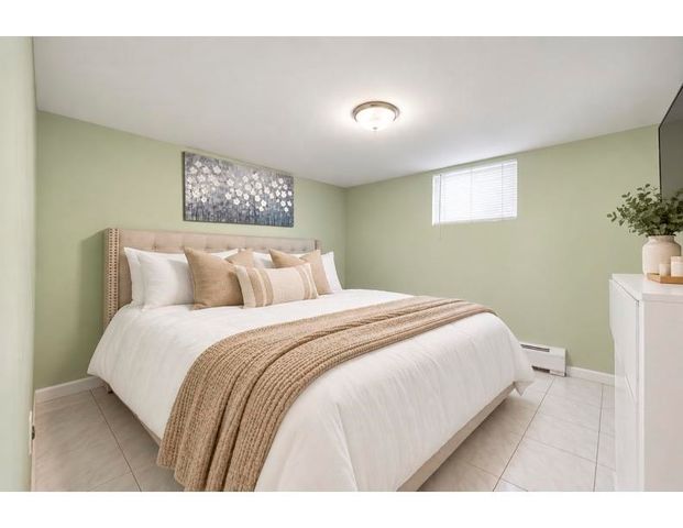 7800 GRAND AVE, North Bergen, NJ 07047