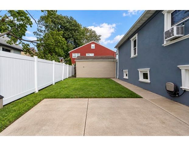 7800 GRAND AVE, North Bergen, NJ 07047