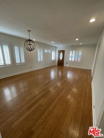 5028 4th Avenue, Los Angeles, CA 90043