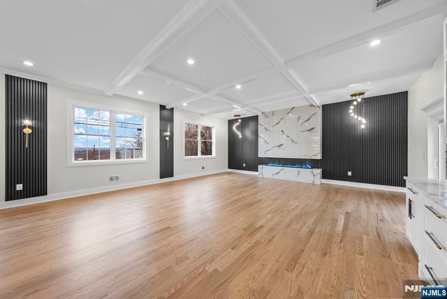 38 Pershing Place, Woodland Park, NJ 07424