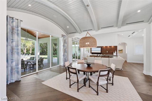 1438 Murex DR, Naples, FL 34102