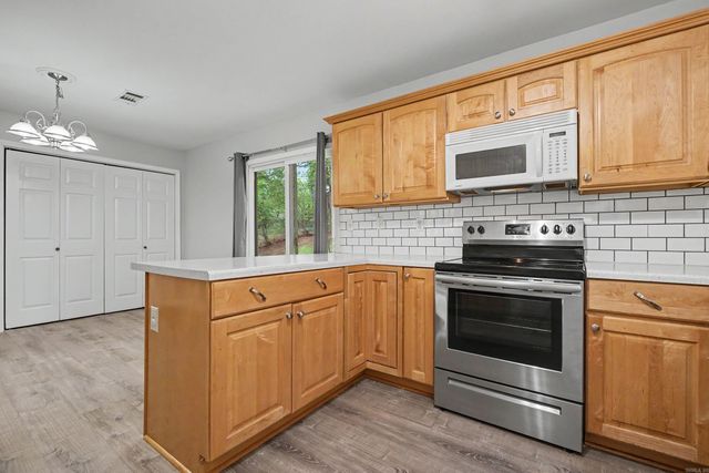 1200 Chris Drive, Benton, AR 72015