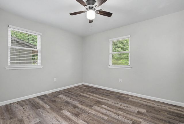 1200 Chris Drive, Benton, AR 72015