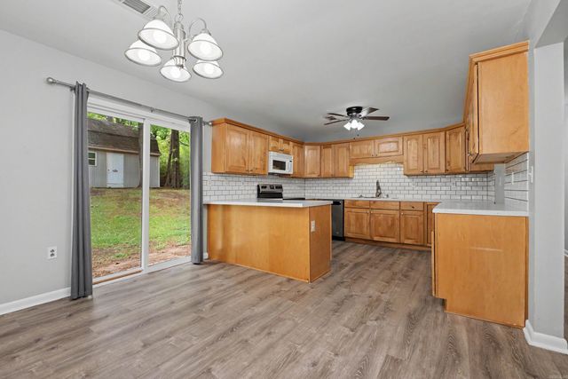 1200 Chris Drive, Benton, AR 72015