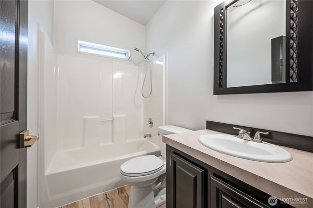 105 Robin Court, Longview, WA 98632