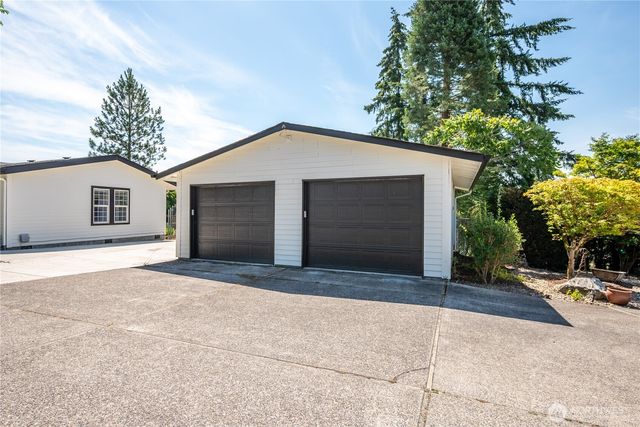 105 Robin Court, Longview, WA 98632