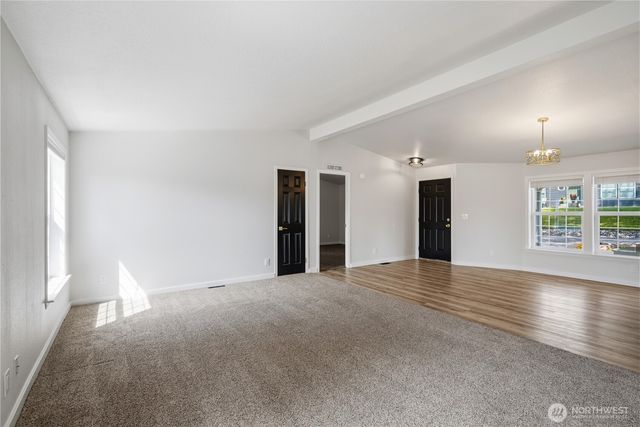 105 Robin Court, Longview, WA 98632
