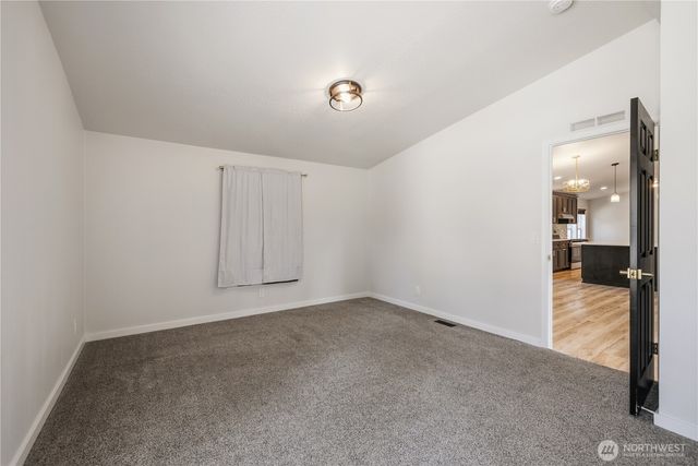 105 Robin Court, Longview, WA 98632
