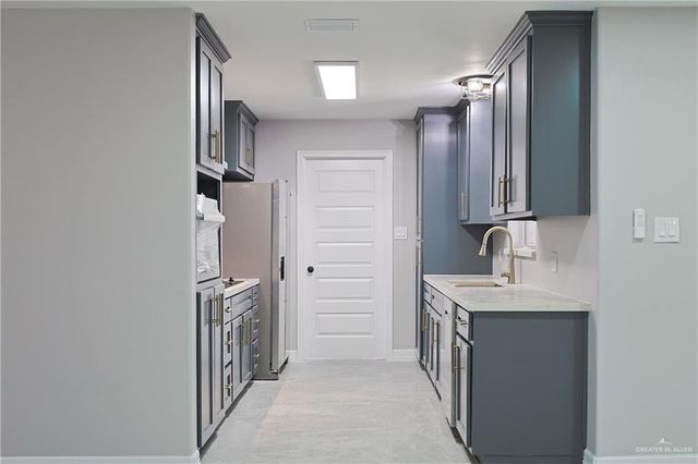 506 S Clifford Drive, Weslaco, TX 78596