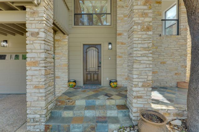 103 Crescent BLF, Lakeway, TX 78734