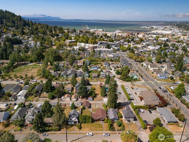 1254 Grant Street, Bellingham, WA 98225