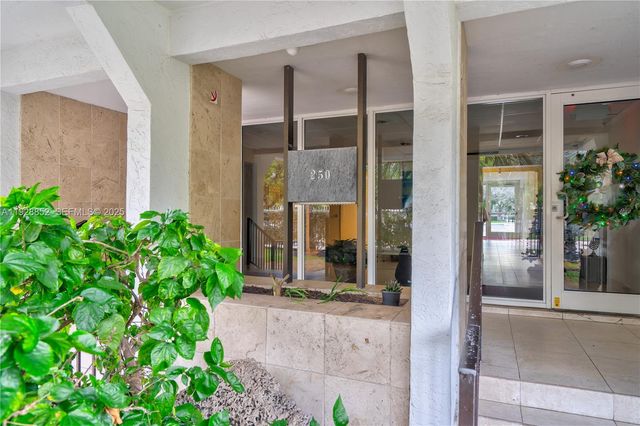 250 180th Drive 159, Sunny Isles Beach, FL 33160
