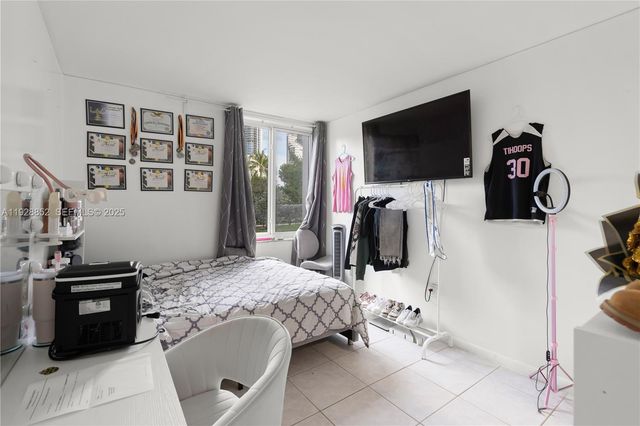250 180th Drive 159, Sunny Isles Beach, FL 33160