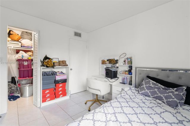 250 180th Drive 159, Sunny Isles Beach, FL 33160