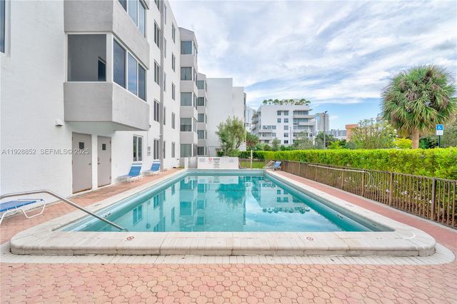 250 180th Drive 159, Sunny Isles Beach, FL 33160