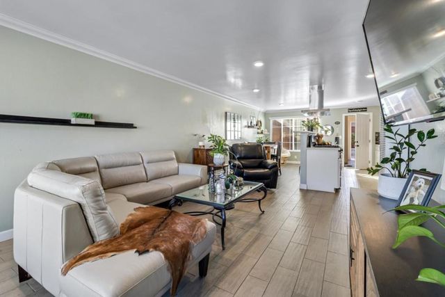 1667 Klamath Drive, Salinas, CA 93906