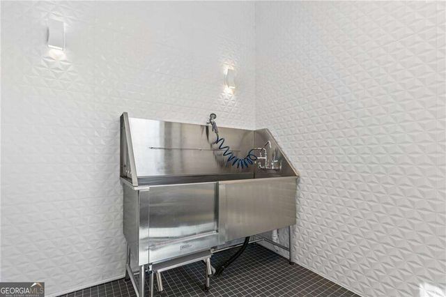 775 Juniper Street NE 212, Atlanta, GA 30308