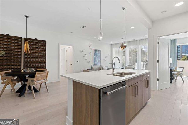 775 Juniper Street NE 212, Atlanta, GA 30308