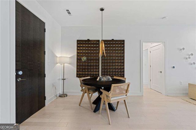 775 Juniper Street NE 212, Atlanta, GA 30308