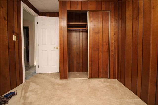 478 Cecil Henderson Road, Cecil, PA 15321