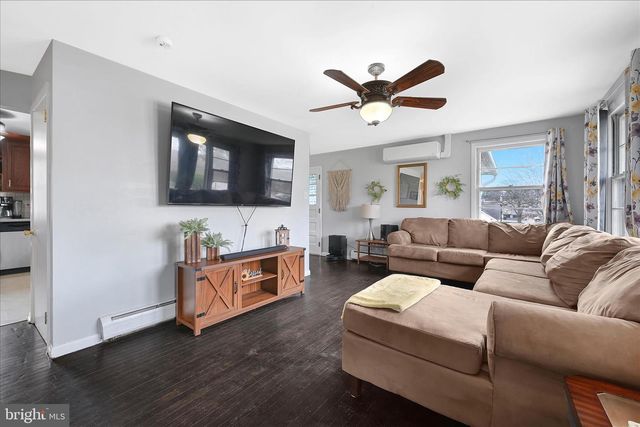 6 OVERLOOK DR, Quarryville, PA 17566