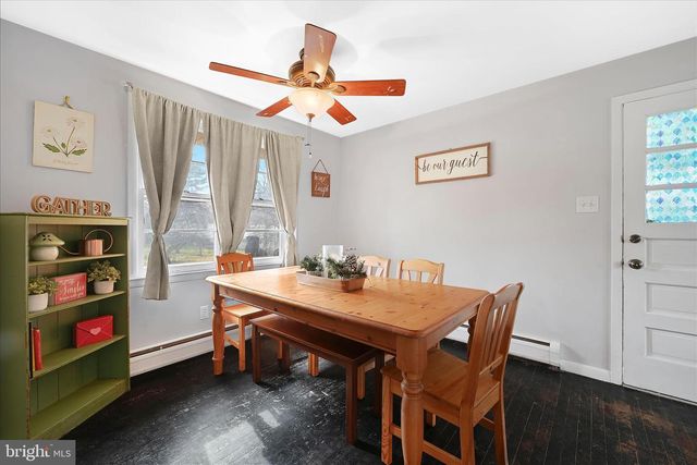 6 OVERLOOK DR, Quarryville, PA 17566