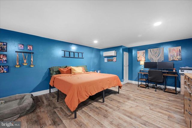 6 OVERLOOK DR, Quarryville, PA 17566
