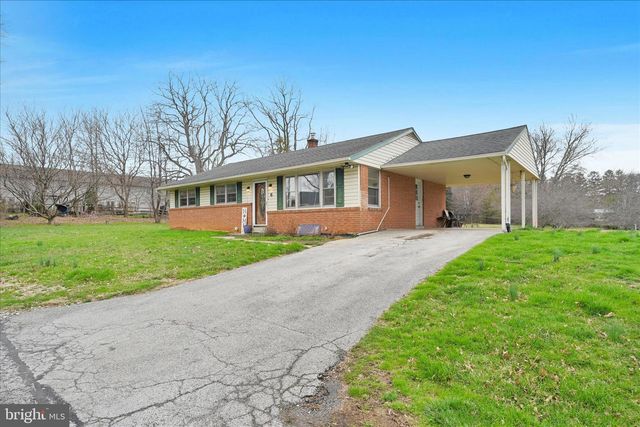 6 OVERLOOK DR, Quarryville, PA 17566