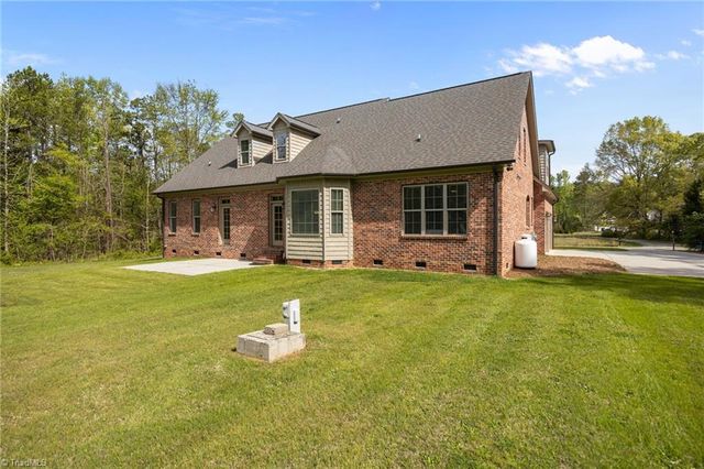 432 Vine Drive, Lexington, NC 27292