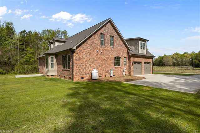 432 Vine Drive, Lexington, NC 27292