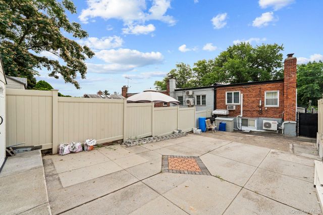 67-01 Eliot Avenue, Middle Village, NY 11379