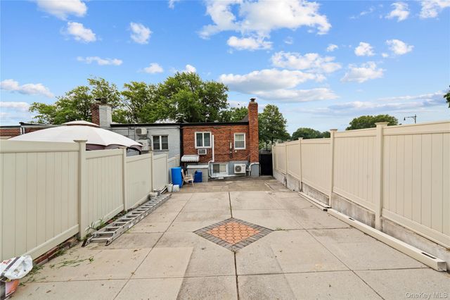 67-01 Eliot Avenue, Middle Village, NY 11379