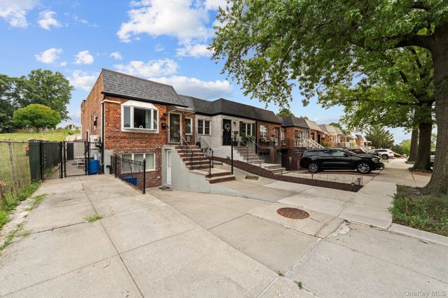 67-01 Eliot Avenue, Middle Village, NY 11379