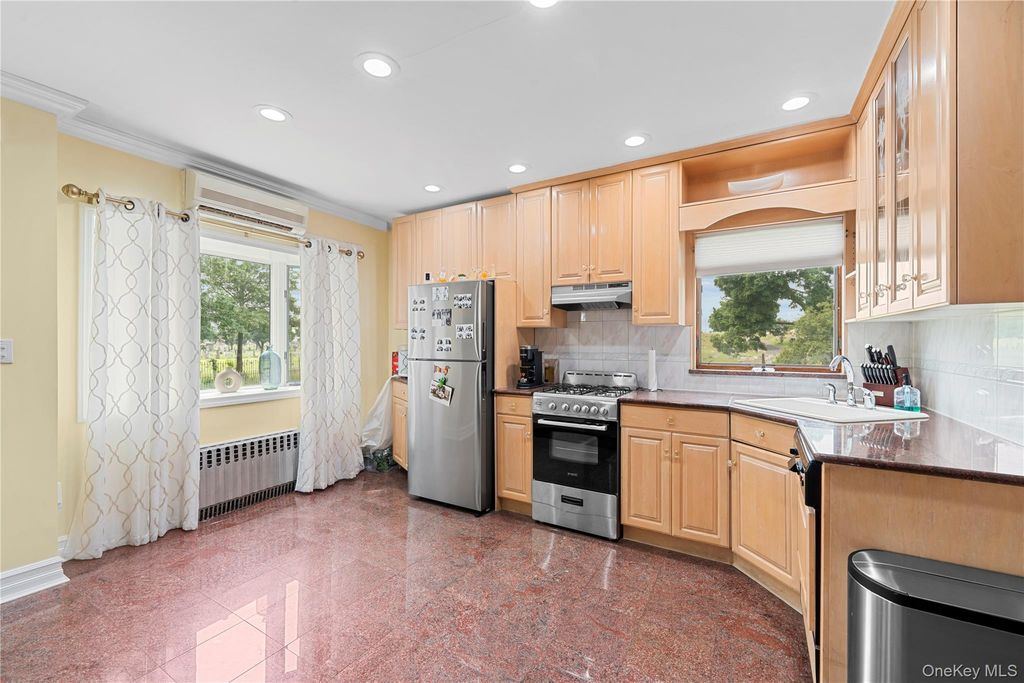 67-01 Eliot Avenue, Middle Village, NY 11379 — photo 2