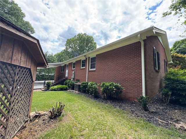 268 Magnolia Avenue, Mocksville, NC 27028