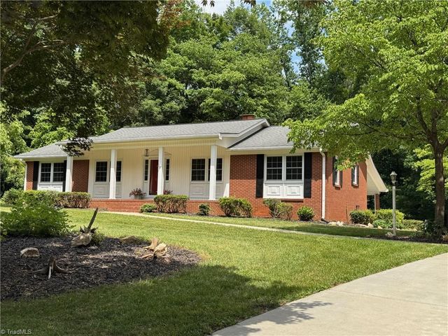 268 Magnolia Avenue, Mocksville, NC 27028