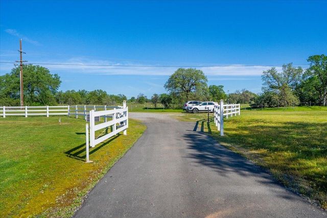 3307 Tarmac Road, Redding, CA 96003