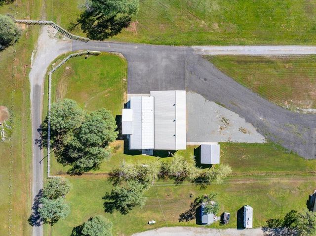 3307 Tarmac Road, Redding, CA 96003