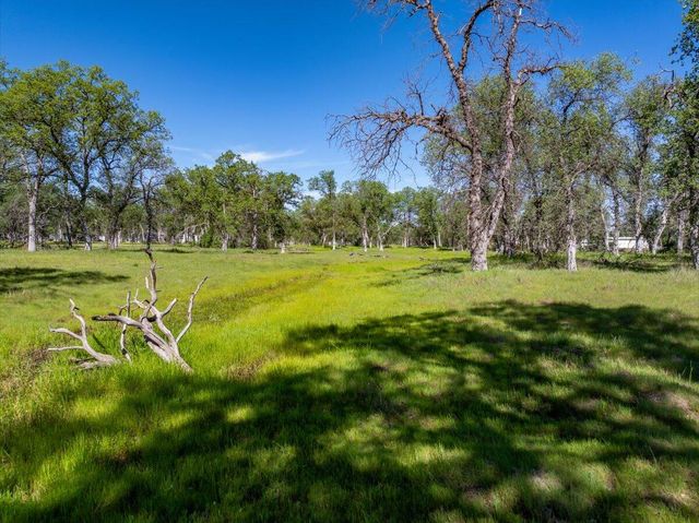 3307 Tarmac Road, Redding, CA 96003