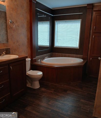 1980 Old Traders Hill Road, Folkston, GA 31537