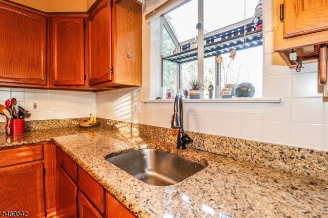 257 Luton Way, Franklin Twp., NJ 08873